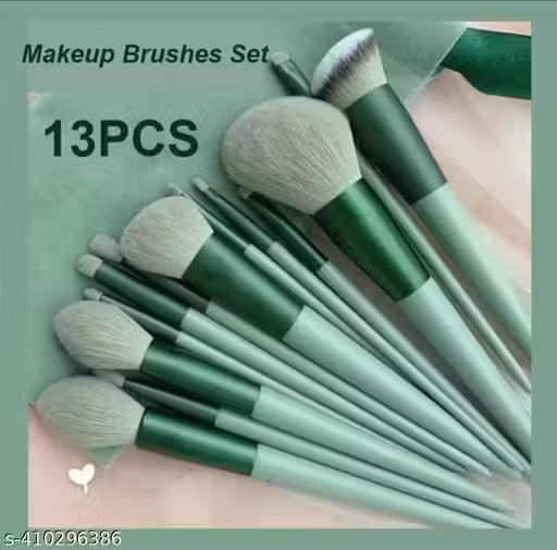 Fix+ Professional 13Pcs Makeup Brush Kit – Smooth & Skin-Friendly